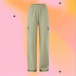 Wide Leg Cargo Sweatpants
